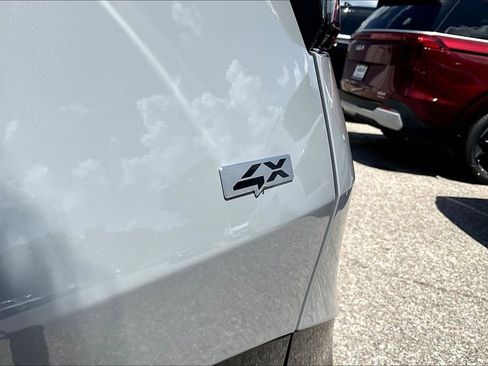 New 2026 Kia Sportage SX AWD/4WD image 9