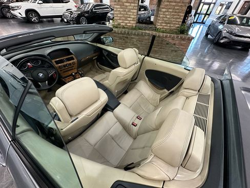 Used 2004 BMW 645Ci Convertible image 7