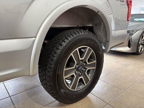 Used 2016 Ford F150 XLT w/ Equipment Group 302A Luxury AWD/4WD image 6