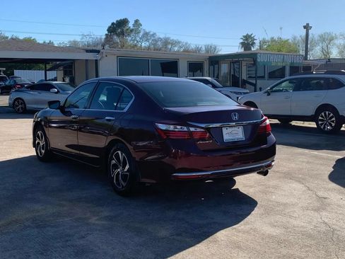 Used 2016 Honda Accord LX image 5