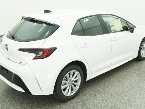 New 2026 Toyota Corolla SE image 21