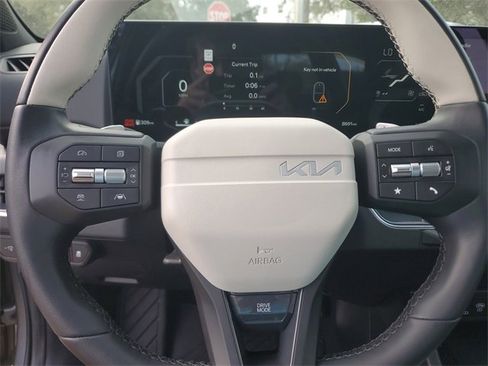 Certified 2025 Kia K4 GT-Line Turbo image 21