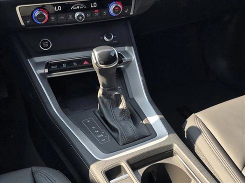 New 2025 Audi Q3 2.0T Premium image 23