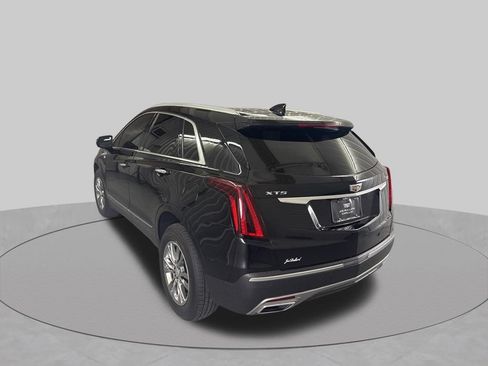 Used 2022 Cadillac XT5 Premium Luxury FWD image 7