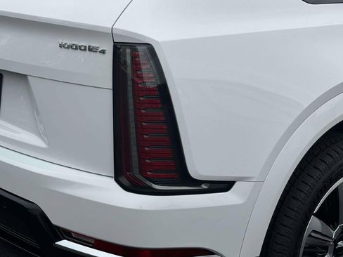 Used 2025 Cadillac Escalade IQ Luxury 1 image 5