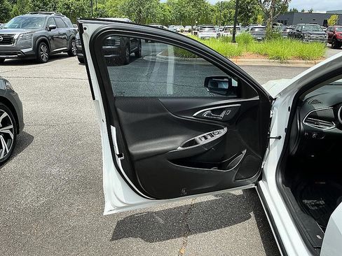 Used 2020 Chevrolet Malibu RS FWD image 11