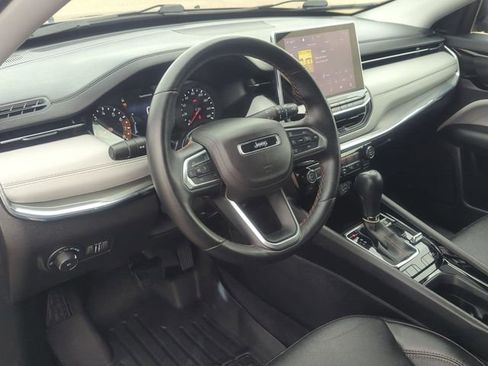 Used 2022 Jeep Compass Limited AWD/4WD image 12