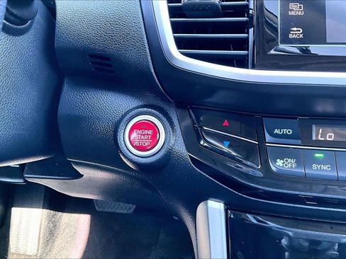 Used 2017 Honda Accord EX image 23