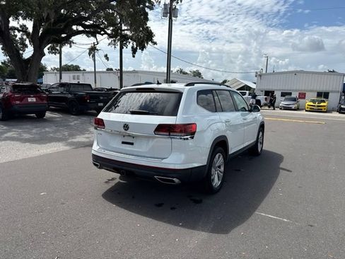 Used 2021 Volkswagen Atlas SE w/ Towing Package FWD image 4