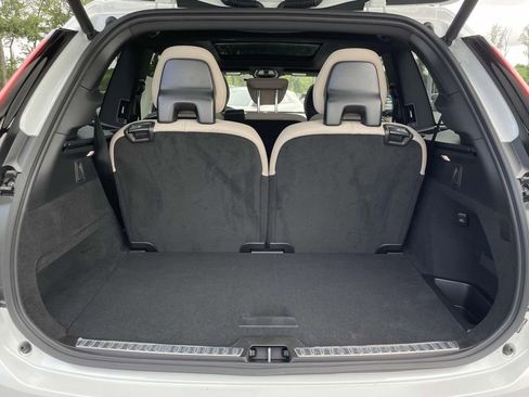 New 2026 Volvo XC90 B5 Core image 33