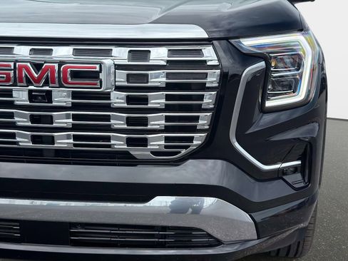 New 2026 GMC Terrain Denali AWD/4WD image 9