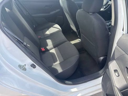 Used 2025 Nissan Sentra SV FWD image 15