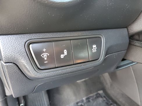 New 2022 Kia Forte LXS w/ LXS Technology Package image 16