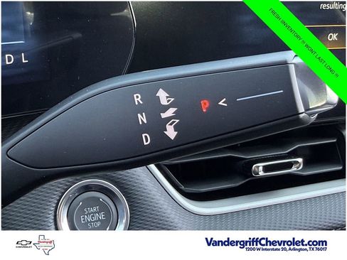 New 2026 Chevrolet Equinox LT w/ Safety and Technology Package FWD image 17