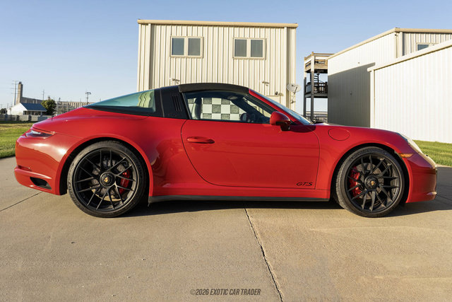 Used 2018 Porsche 911 Targa 4 GTS AWD/4WD image 18