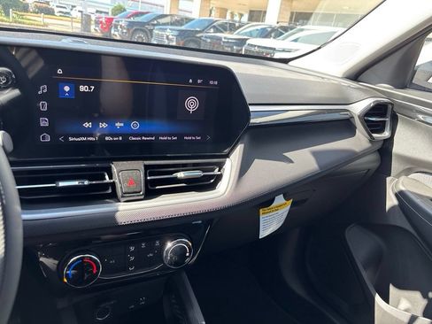 New 2026 Chevrolet TrailBlazer LT w/ Driver Confidence Package FWD image 20