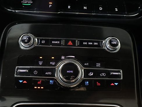 Used 2022 Lincoln Nautilus Reserve image 50