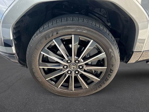Certified 2025 Lexus GX 550 w/ Accessory Package (Z1) AWD/4WD image 10