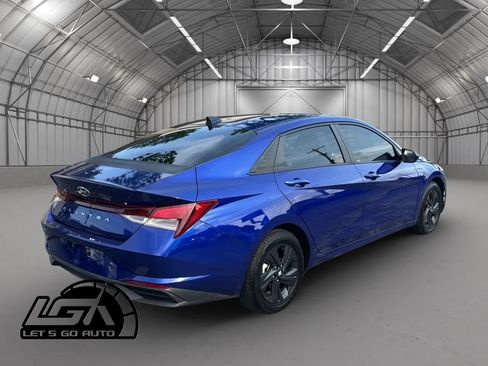 Used 2021 Hyundai Elantra SEL FWD image 7
