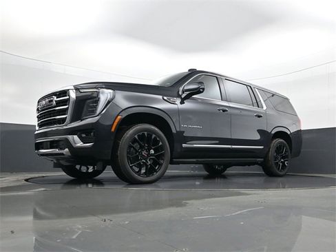 New 2026 GMC Yukon XL Elevation image 22