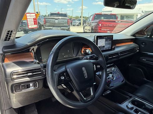 Used 2021 Lincoln Corsair Reserve w/ Equipment Group 201A FWD image 18