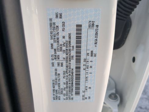 Certified 2025 Ford F350 Lariat w/ Lariat Ultimate Package image 28