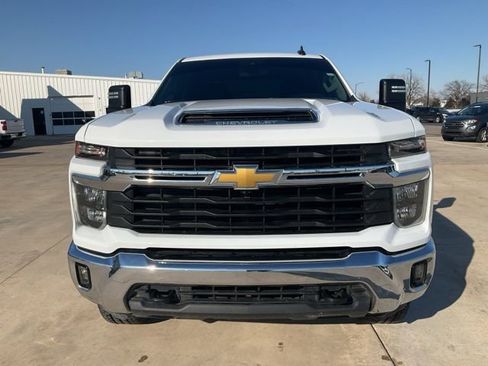 Used 2024 Chevrolet Silverado 2500 LT w/ All Star Edition image 35