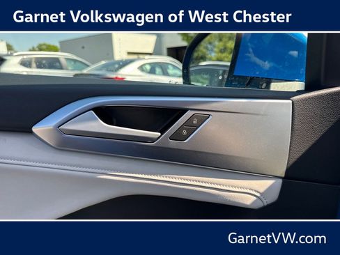 New 2026 Volkswagen Taos SE AWD/4WD image 33