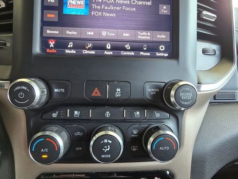 Used 2019 RAM 2500 Laramie image 31