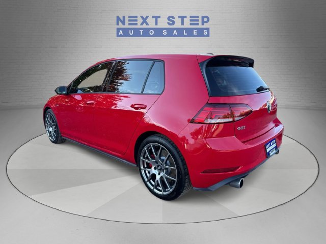 Used 2018 Volkswagen GTI SE FWD image 5