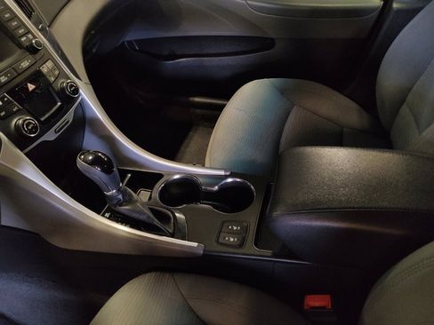 Used 2014 Hyundai Sonata Hybrid FWD image 26
