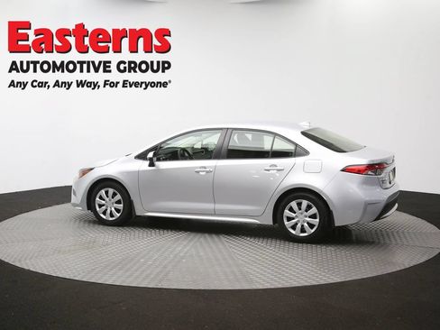 Used 2022 Toyota Corolla LE FWD image 60