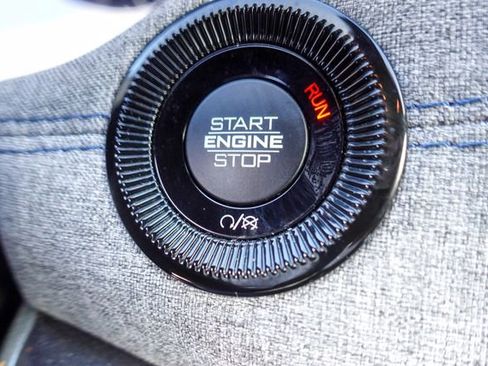 Used 2022 Jeep Compass Latitude w/ Convenience Group image 22