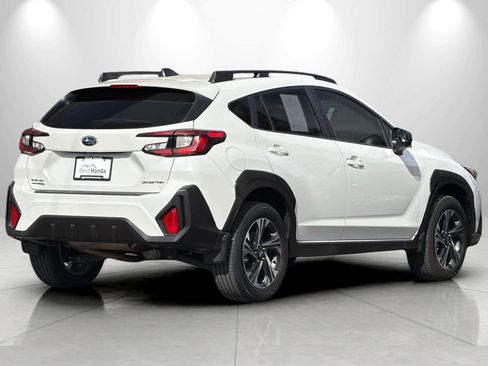 Used 2024 Subaru Crosstrek 2.0i Premium image 2