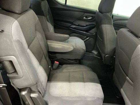 Used 2023 Chevrolet Traverse LT AWD/4WD image 15