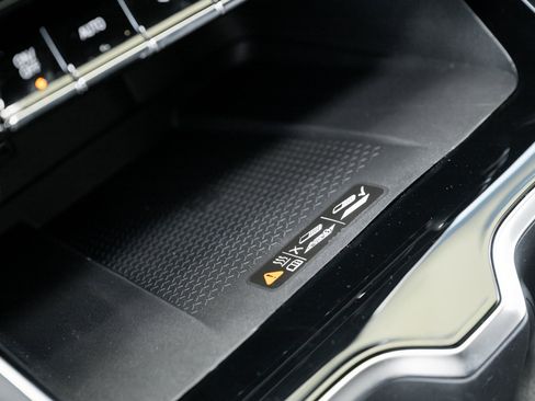 New 2026 Chevrolet Traverse RS image 31