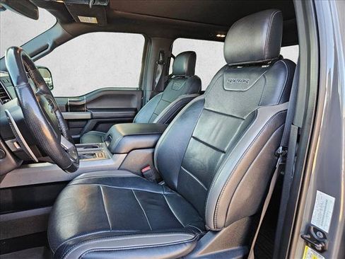 Used 2018 Ford F150 Raptor w/ Equipment Group 802A Luxury AWD/4WD image 16