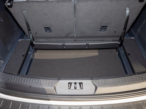 New 2025 Ford Explorer Active w/ Active Comfort Package image 28