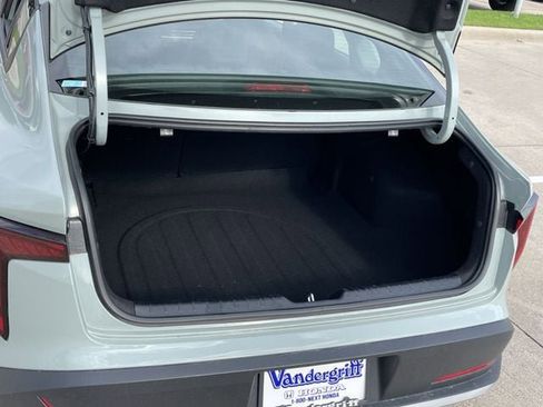 Used 2025 Kia K4 EX FWD image 27