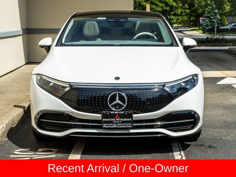 Used 2022 Mercedes-Benz EQS 450+ Sedan image 2