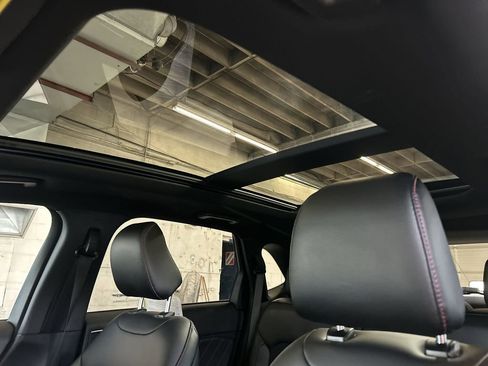 Certified 2023 Ford Edge ST-Line AWD/4WD image 22