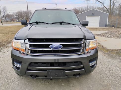 Used 2016 Ford Expedition EL XLT image 13