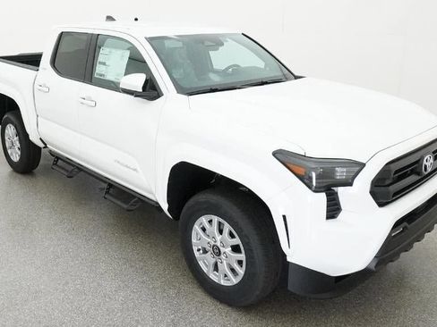 New 2026 Toyota Tacoma 4x4 Double Cab image 13