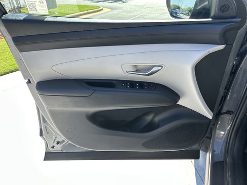 Used 2025 Hyundai Tucson SEL FWD image 14