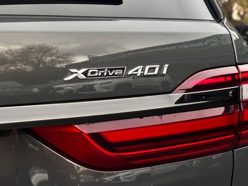 Used 2022 BMW X7 xDrive40i w/ M Sport Package image 13