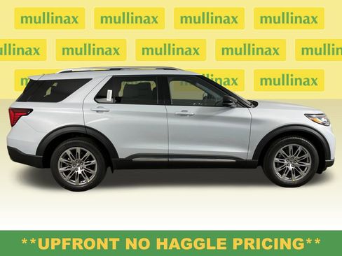 New 2026 Ford Explorer Platinum image 2