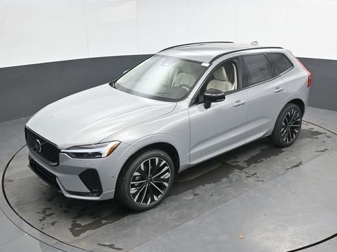 New 2026 Volvo XC60 B5 Ultra w/ Protection Package Premier AWD/4WD image 30