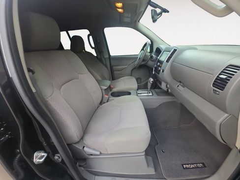 Used 2019 Nissan Frontier SV w/ Value Truck Package image 15