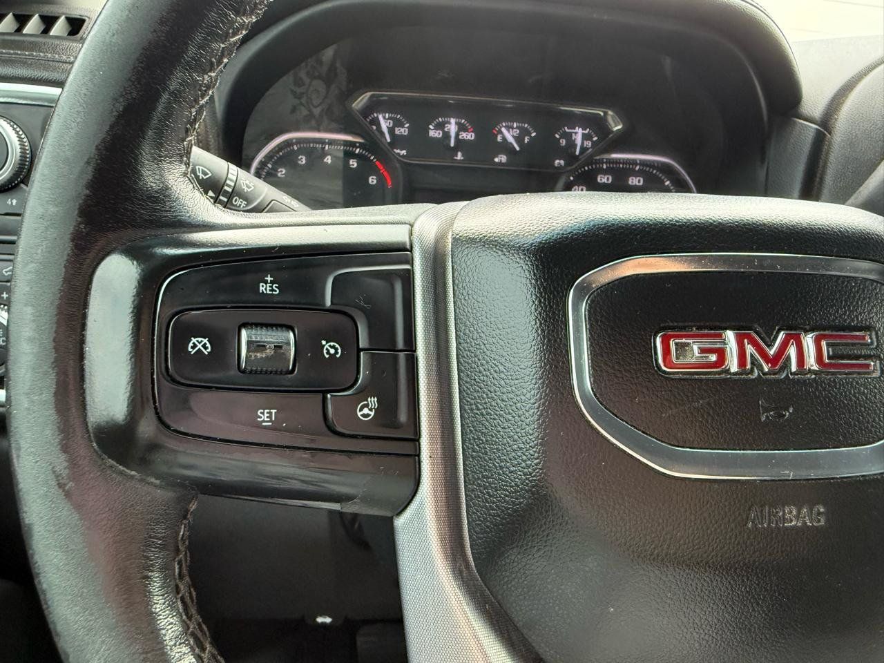 Used 2021 GMC Sierra 3500 SLE w/ SLE Convenience Package AWD/4WD image 23
