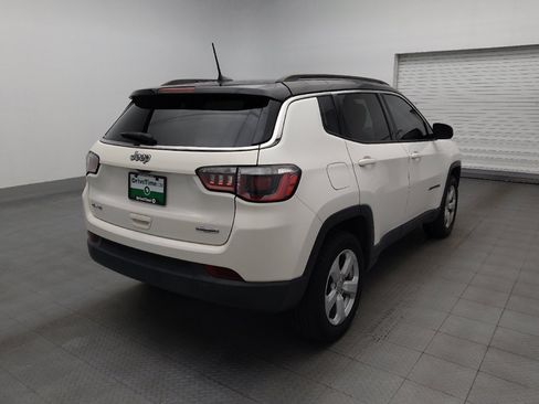 Used 2018 Jeep Compass Latitude w/ Popular Equipment Group AWD/4WD image 9